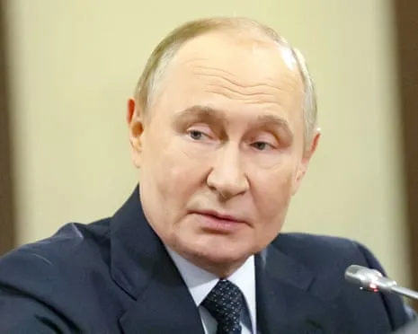 Lack of Indication Shows Russian President Seeks Negotiated Settlement in the Conflict, Asserts Soon-to-Leave MI6 Chief